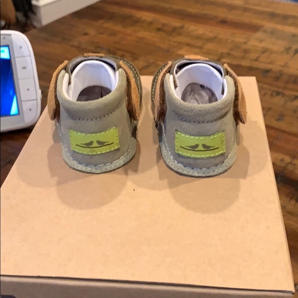 ✨3 hour flash sale✨NIB Pipit baby shoes - Picture 5 of 9